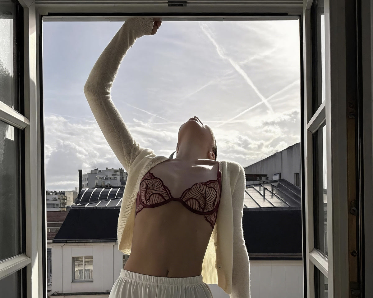How to Feel Feminine Again: 7 Gentle Ways to Reconnect