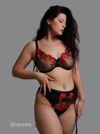 Orlaya Floral Embroidered Lingerie Set - Red