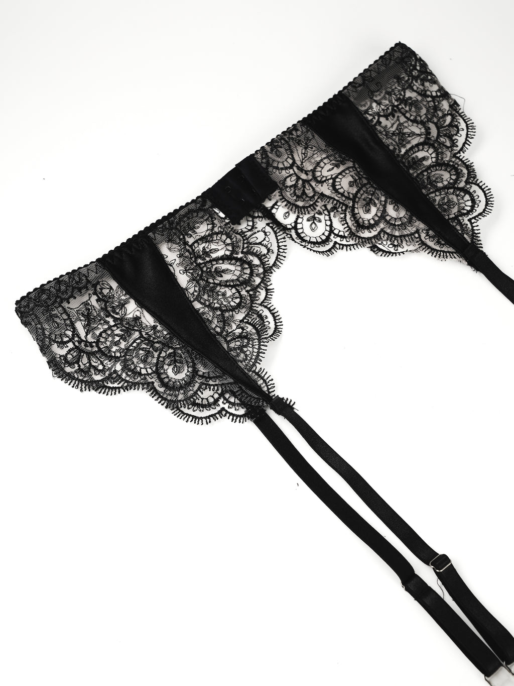 Liora Schwarzes Strumpfband-Set mit floralem Wellenmuster